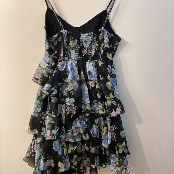 Abercrombie & Fitch Women’s Black Asymmetrical Ruffle Layered Dress - Picture 7 of 16